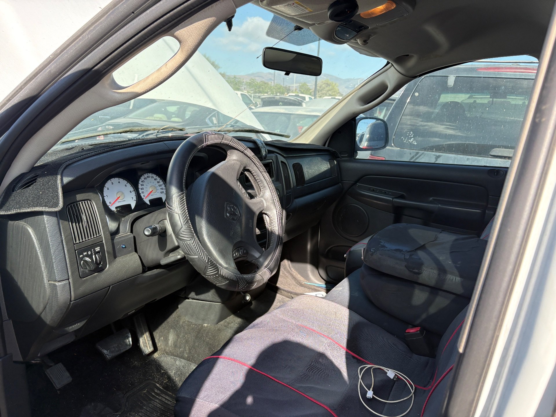 2003 DODGE RAM — thumbnail 4