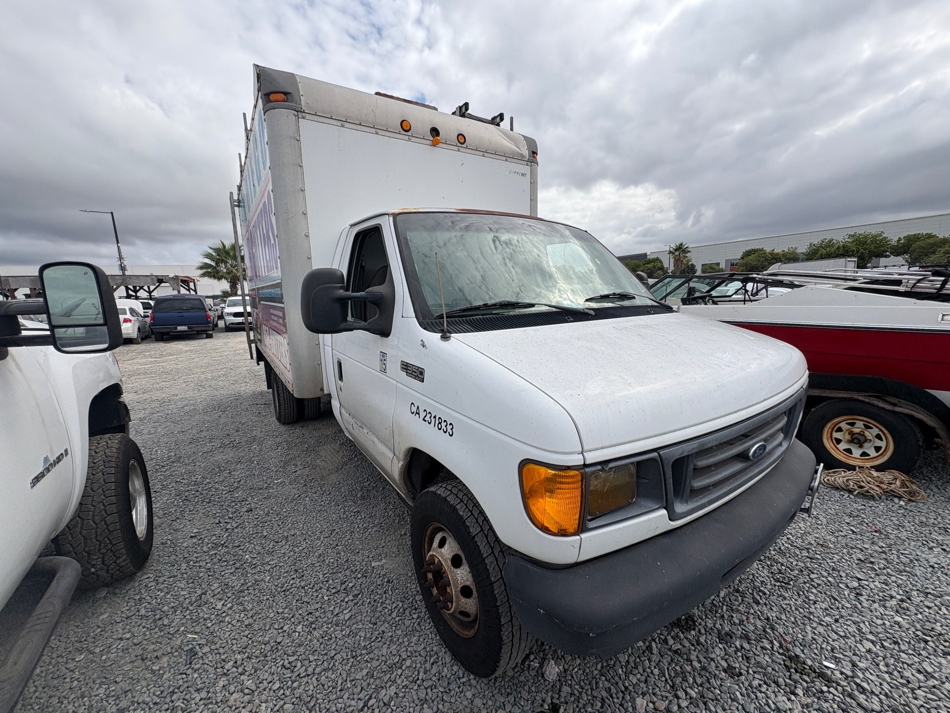 2004 FORD E350 — thumbnail 2