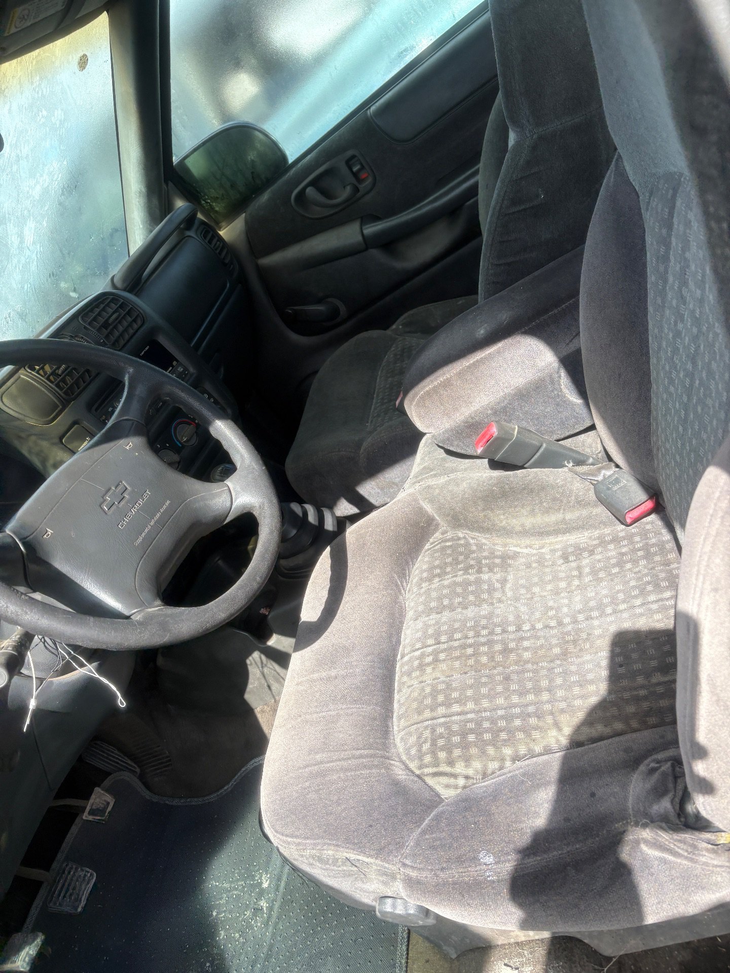 1998 CHEVY S10 — thumbnail 3
