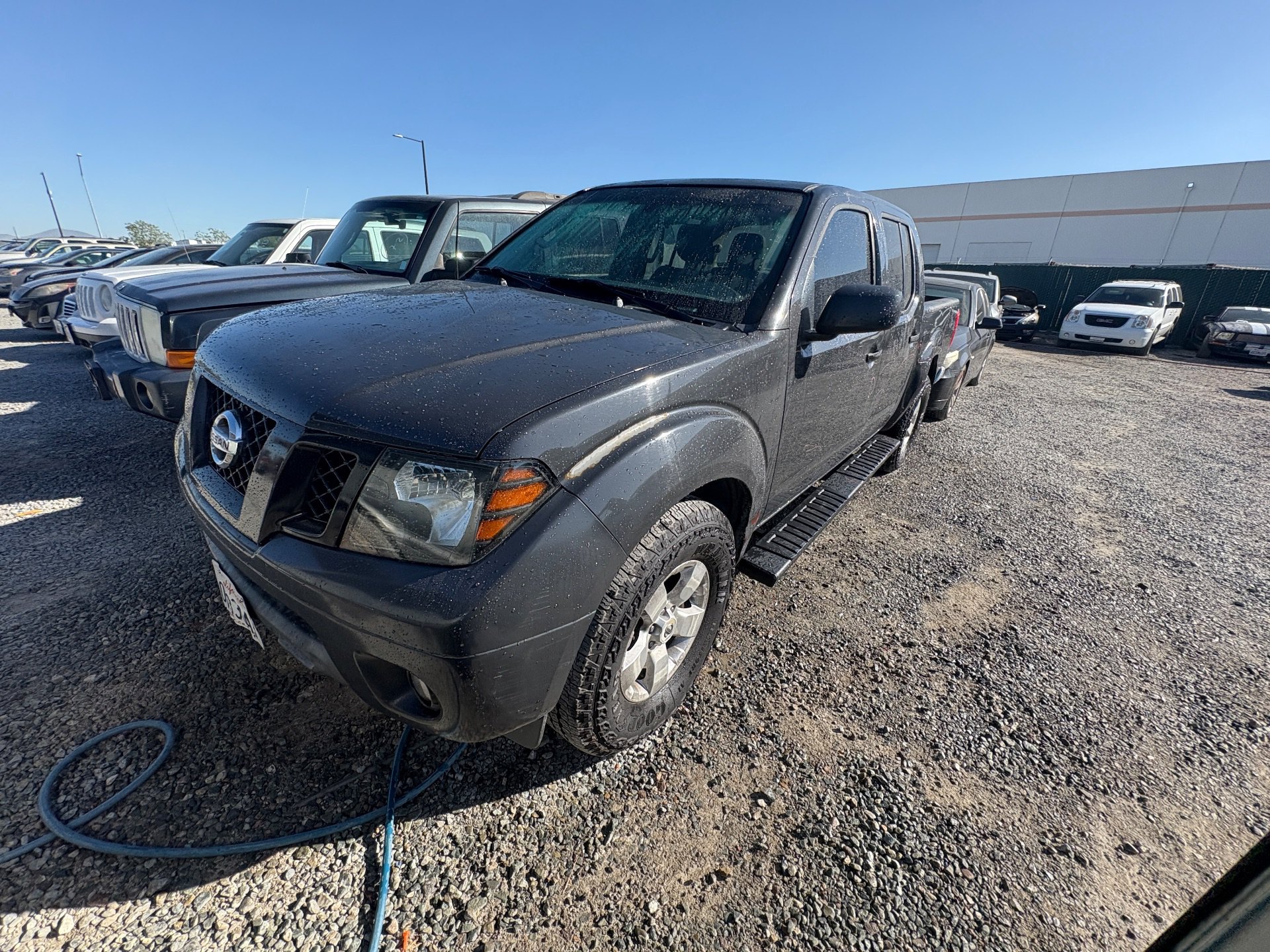 2012 NISSAN FRONTIER — thumbnail 2