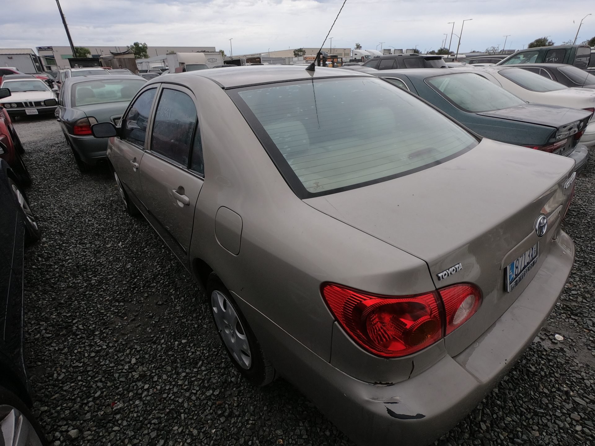 2004 TOYOTA COROLLA — thumbnail 3