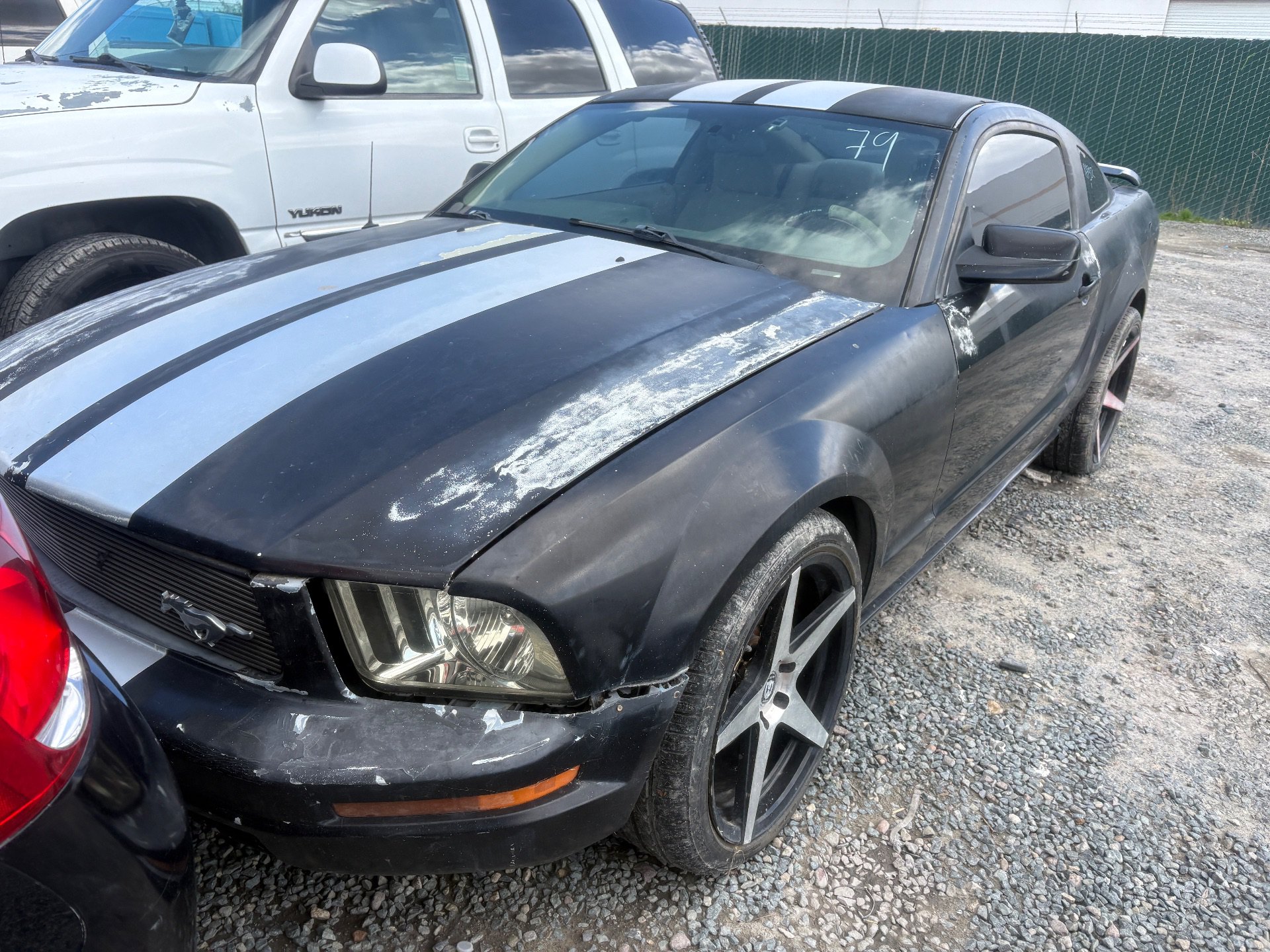 2005 FORD MUSTANG — thumbnail 2