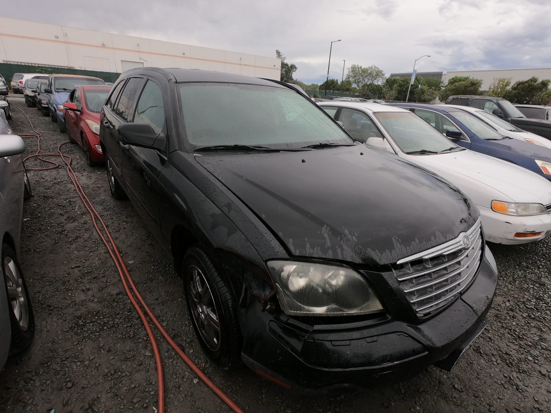 2005 CHRYSLER PACIFICA — photo 1