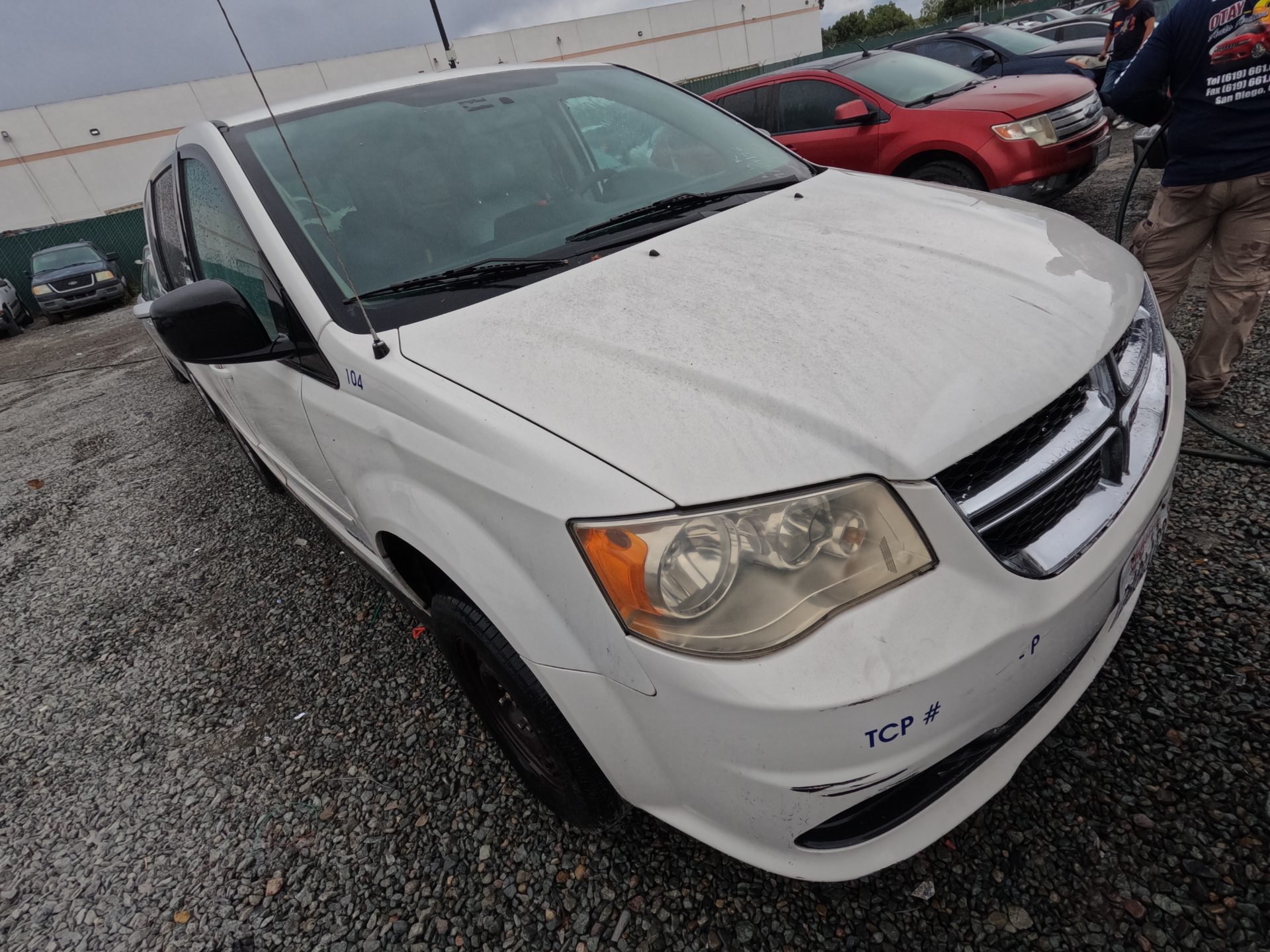 2011 DODGE GR CARAVAN — thumbnail 2