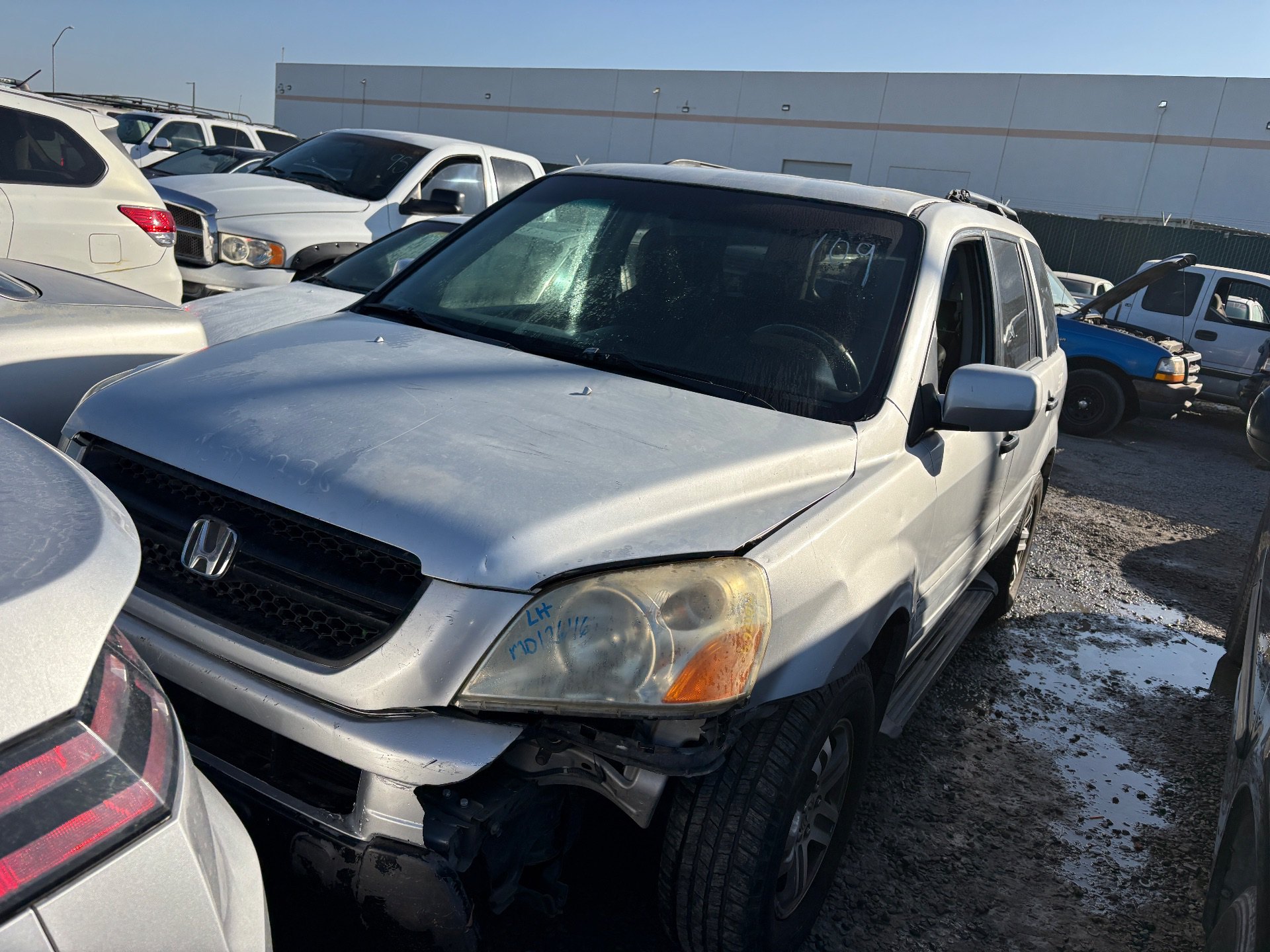 2004 HONDA PILOT — thumbnail 2