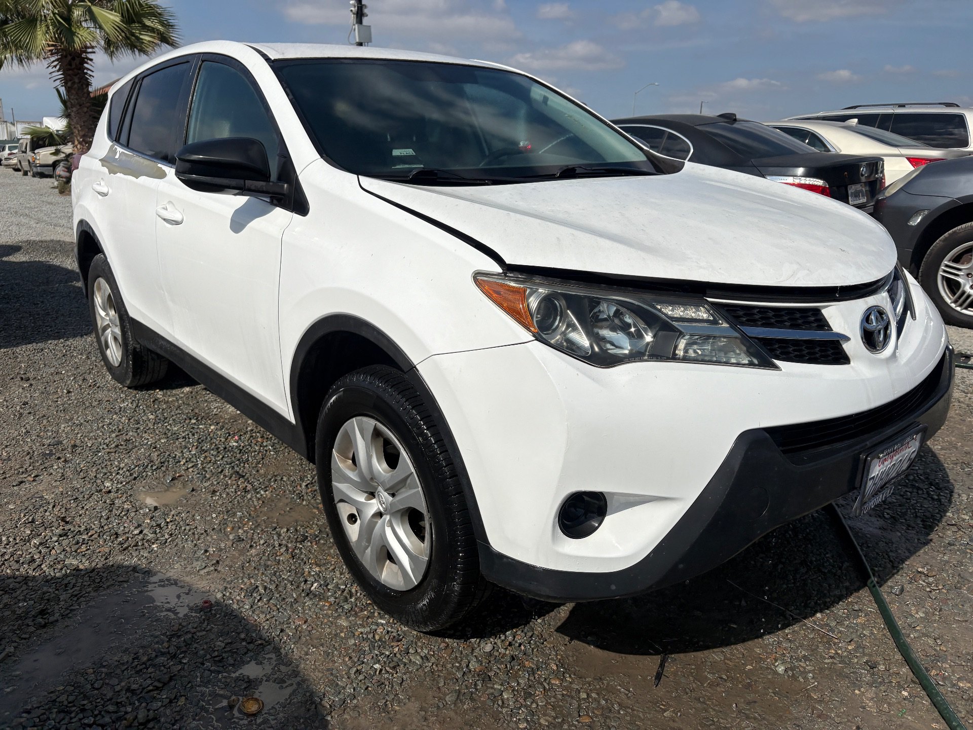 2014 TOYOTA RAV4 — thumbnail 2