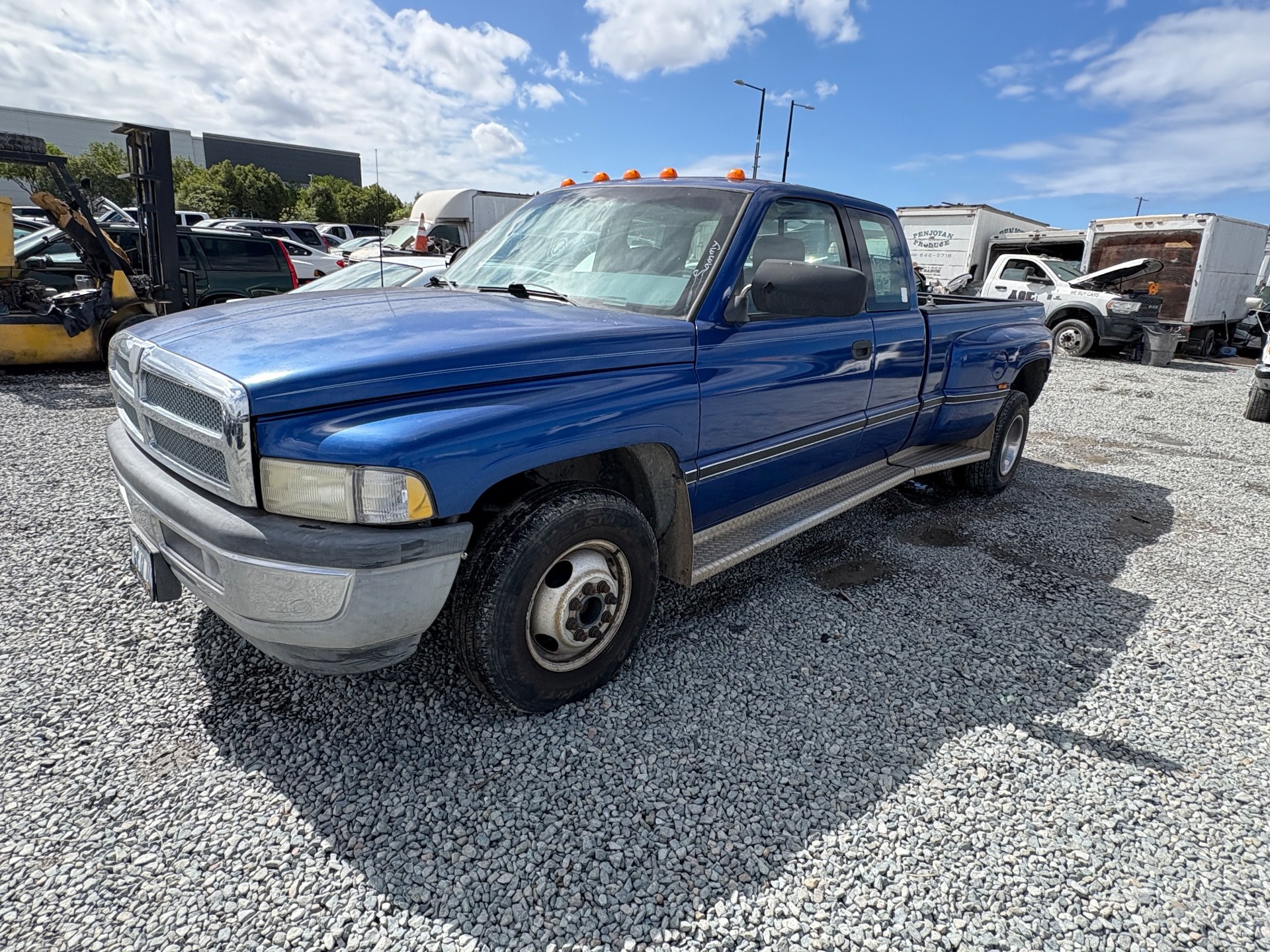 1996 DODGE RAM 3500 — photo 1