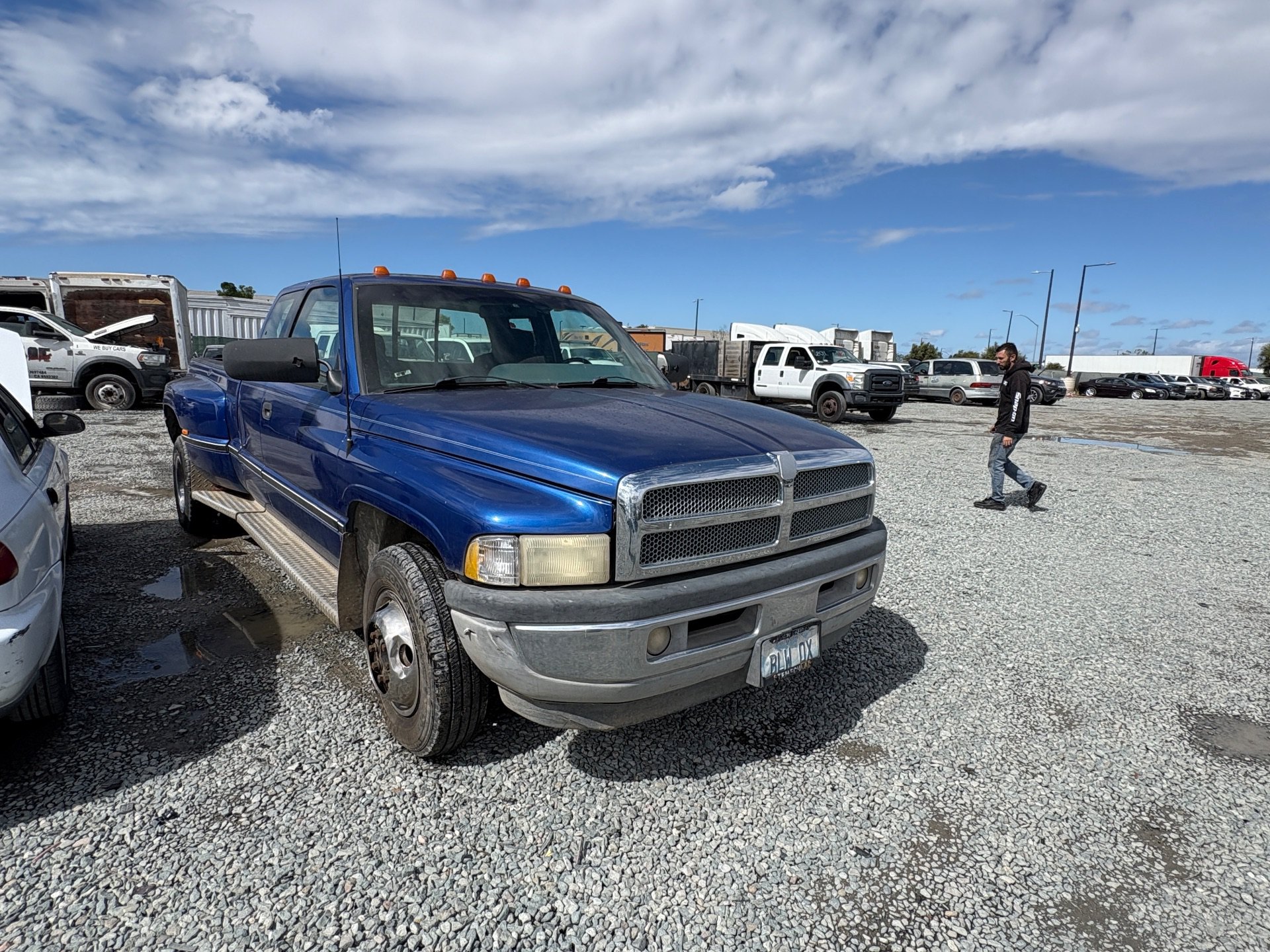 1996 DODGE RAM 3500 — thumbnail 2