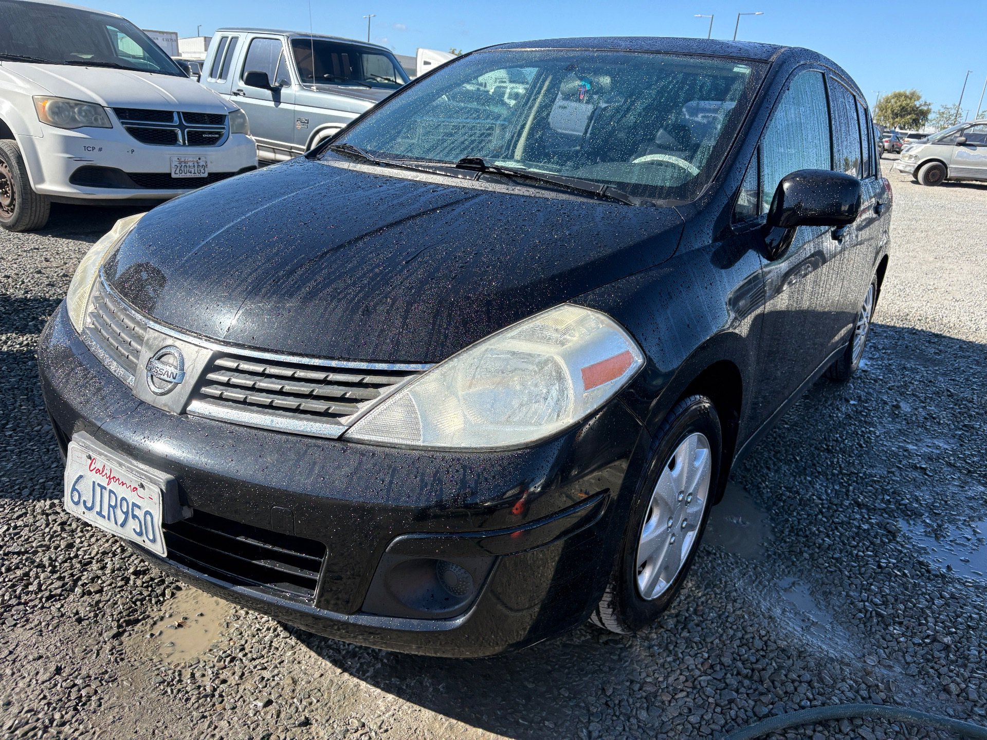 2009 NISSAN VERSA — photo 1