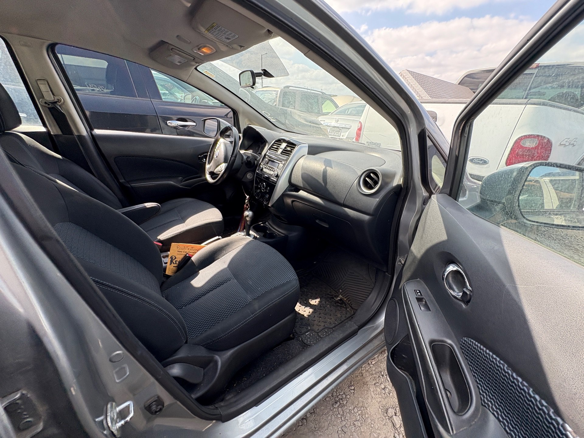 2015 NISSAN VERSA NOTE — thumbnail 4