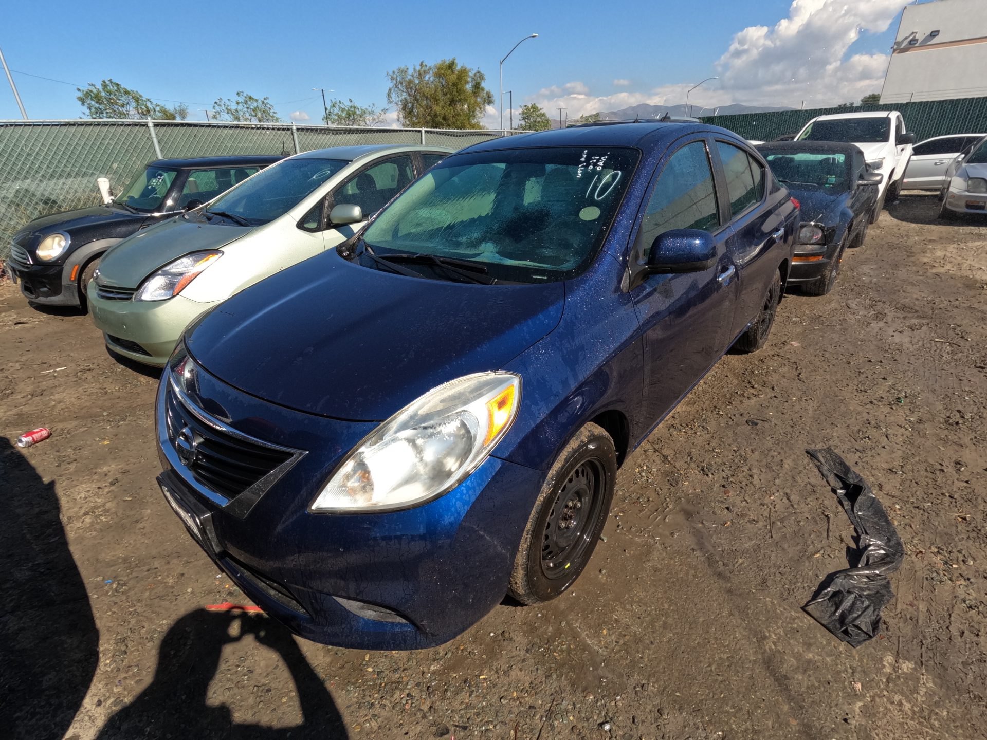 2012 NISSAN VERSA — thumbnail 2