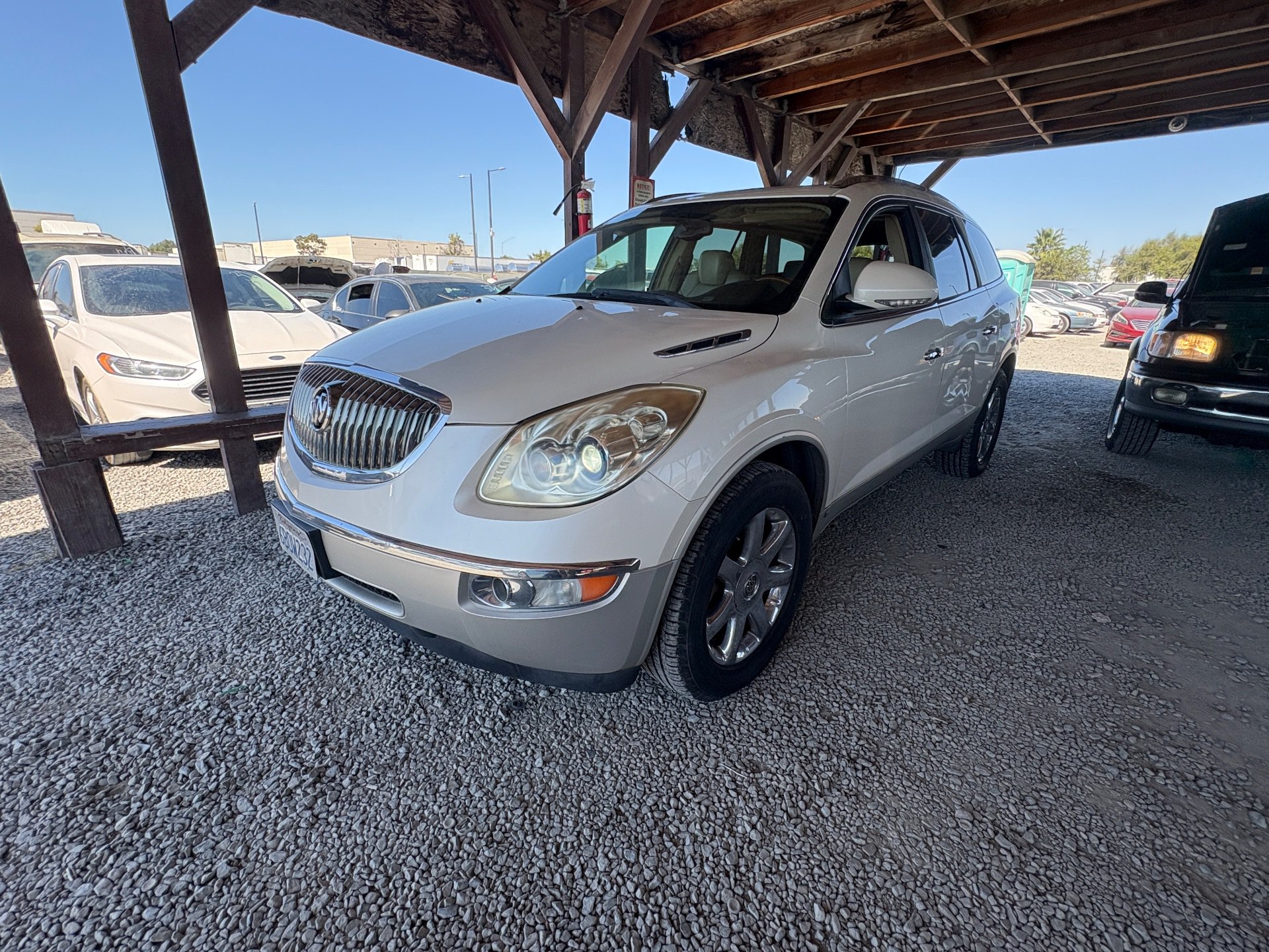 2008 BUICK ENCLAVE — photo 1
