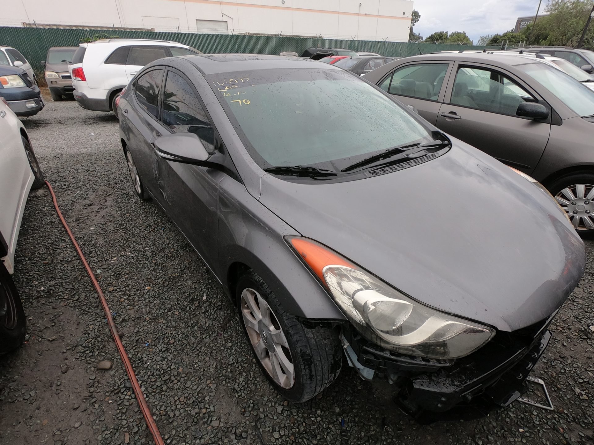 2011 HYUNDAI ELANTRA — photo 1