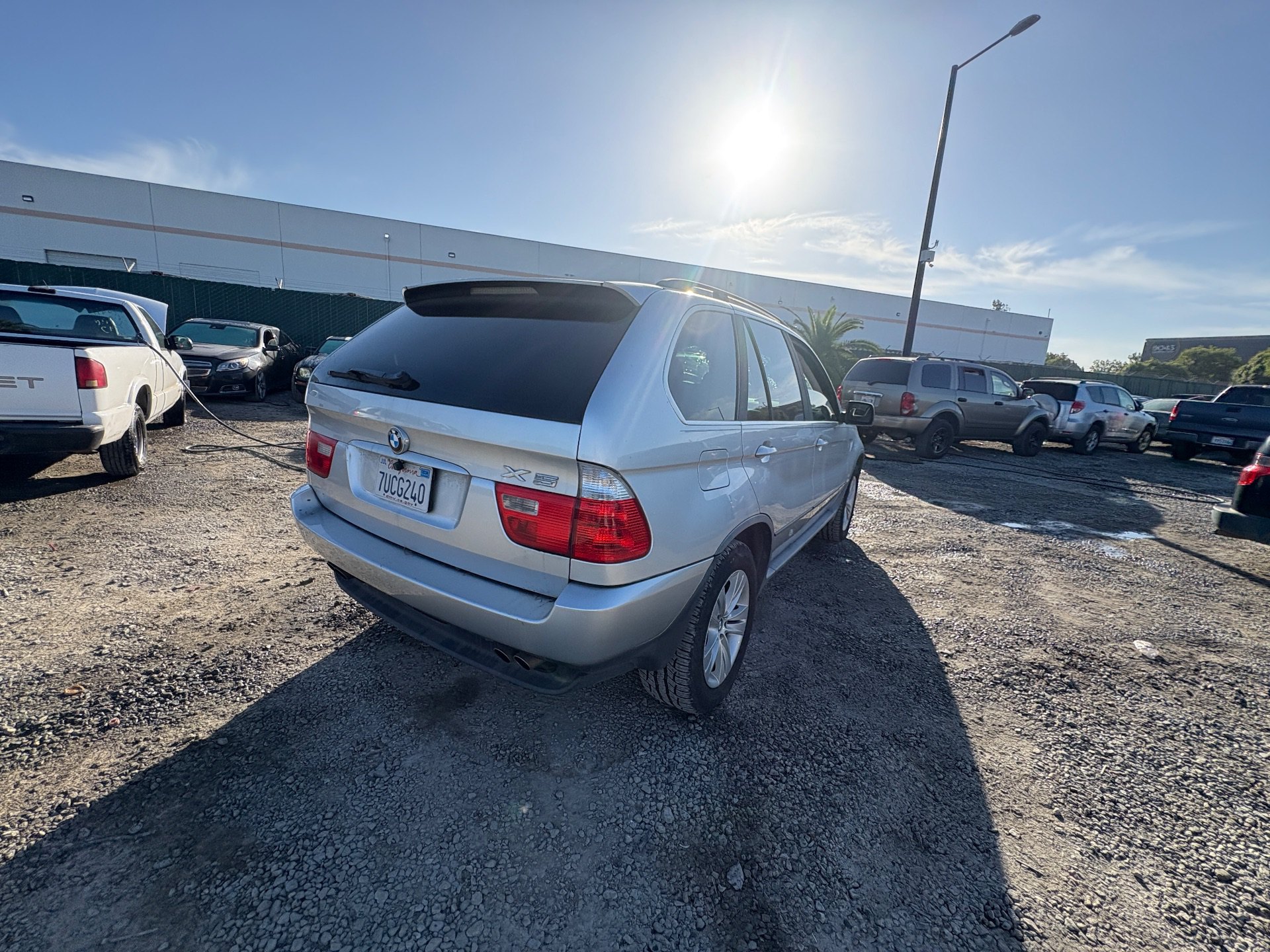 2004 BMW X5 — thumbnail 3