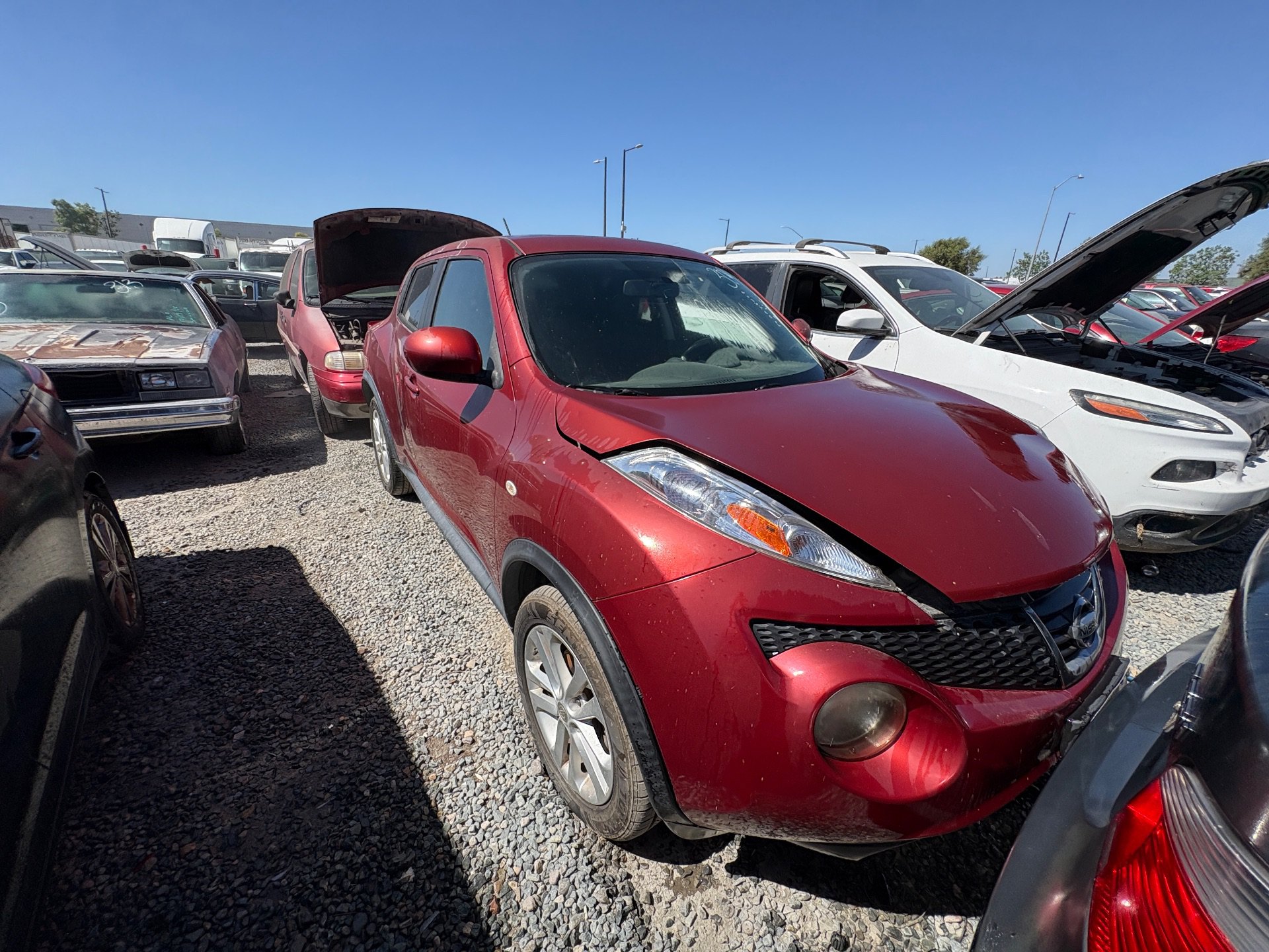 2011 NISSAN JUKE — thumbnail 2