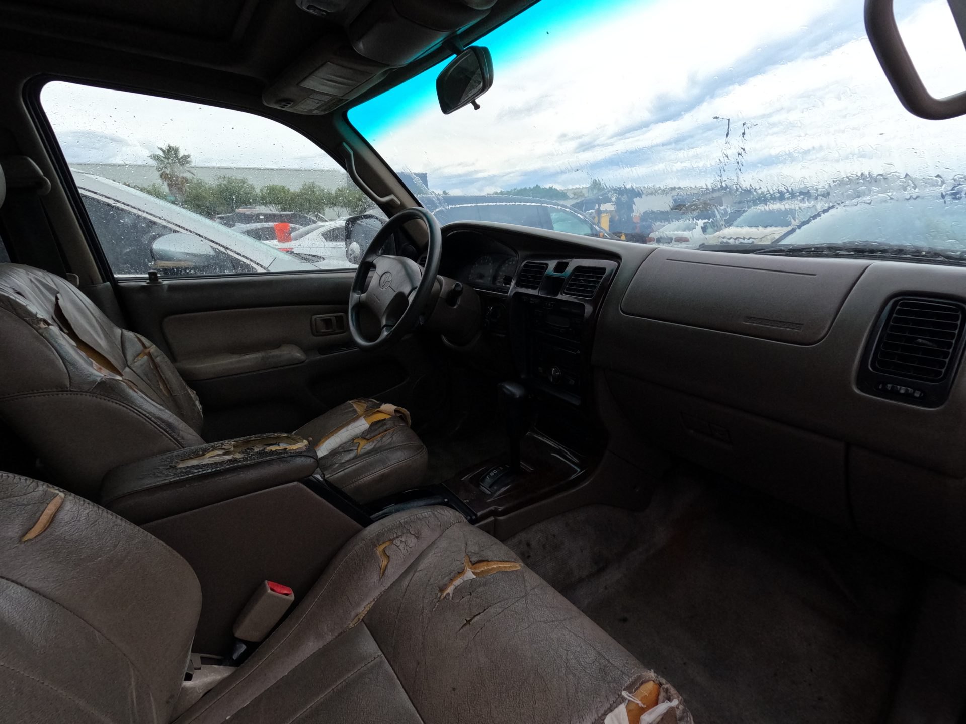 2001 TOYOTA 4RUNNER — thumbnail 3