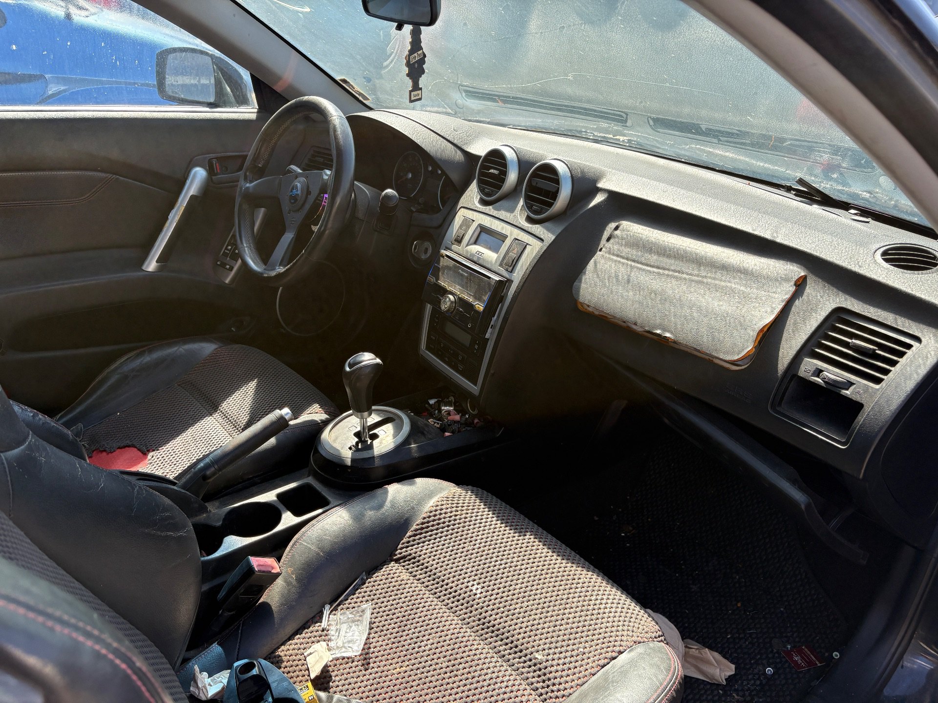 2006 HYUNDAI TIBURON — thumbnail 3