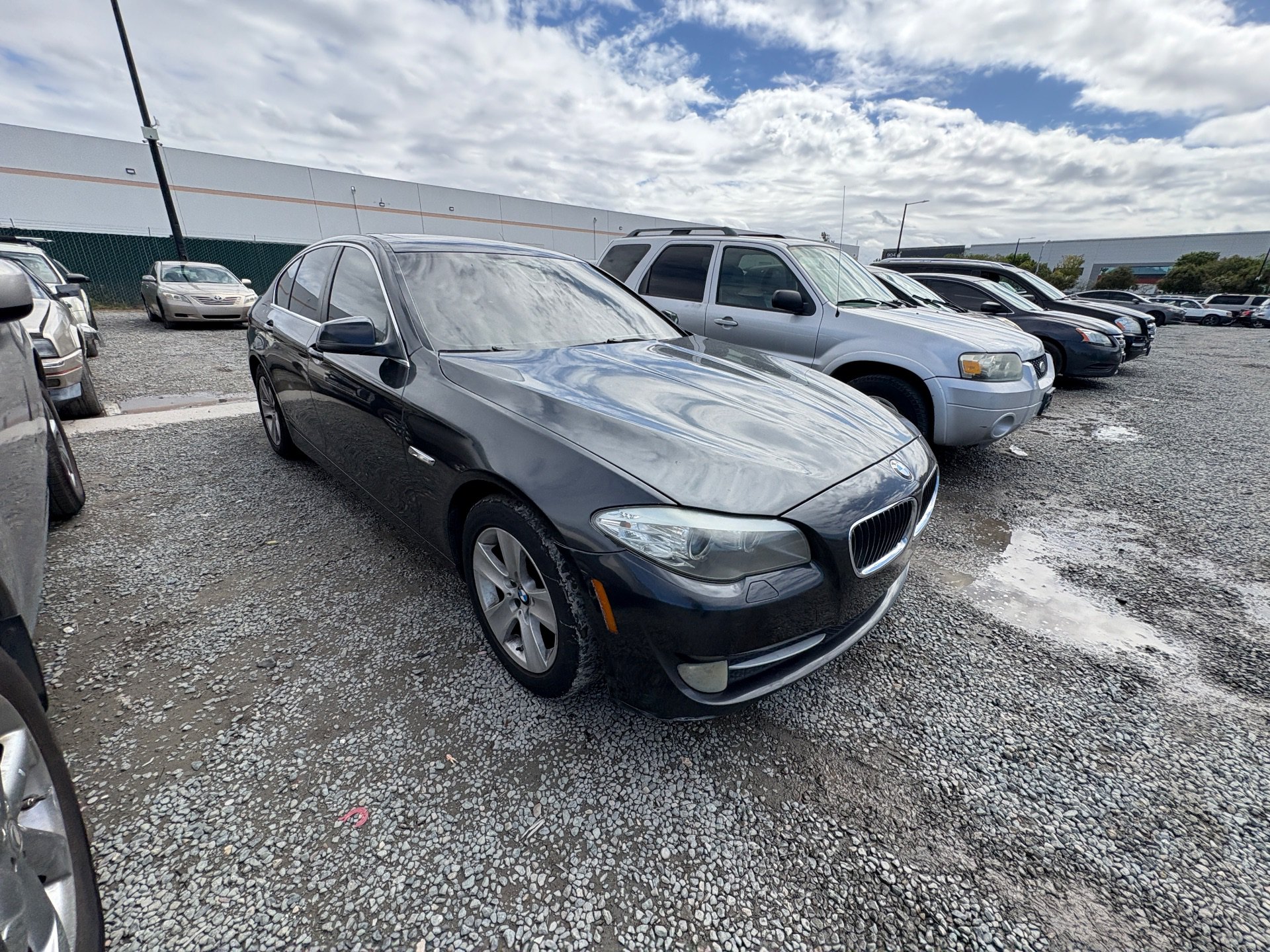 2011 BMW 528I — thumbnail 2
