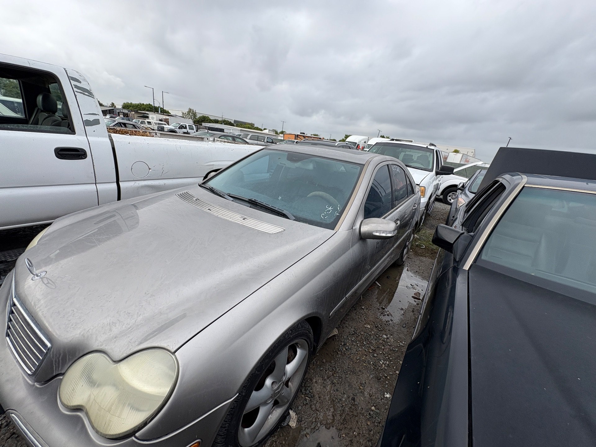 2004 MERZ C CLASS — thumbnail 2