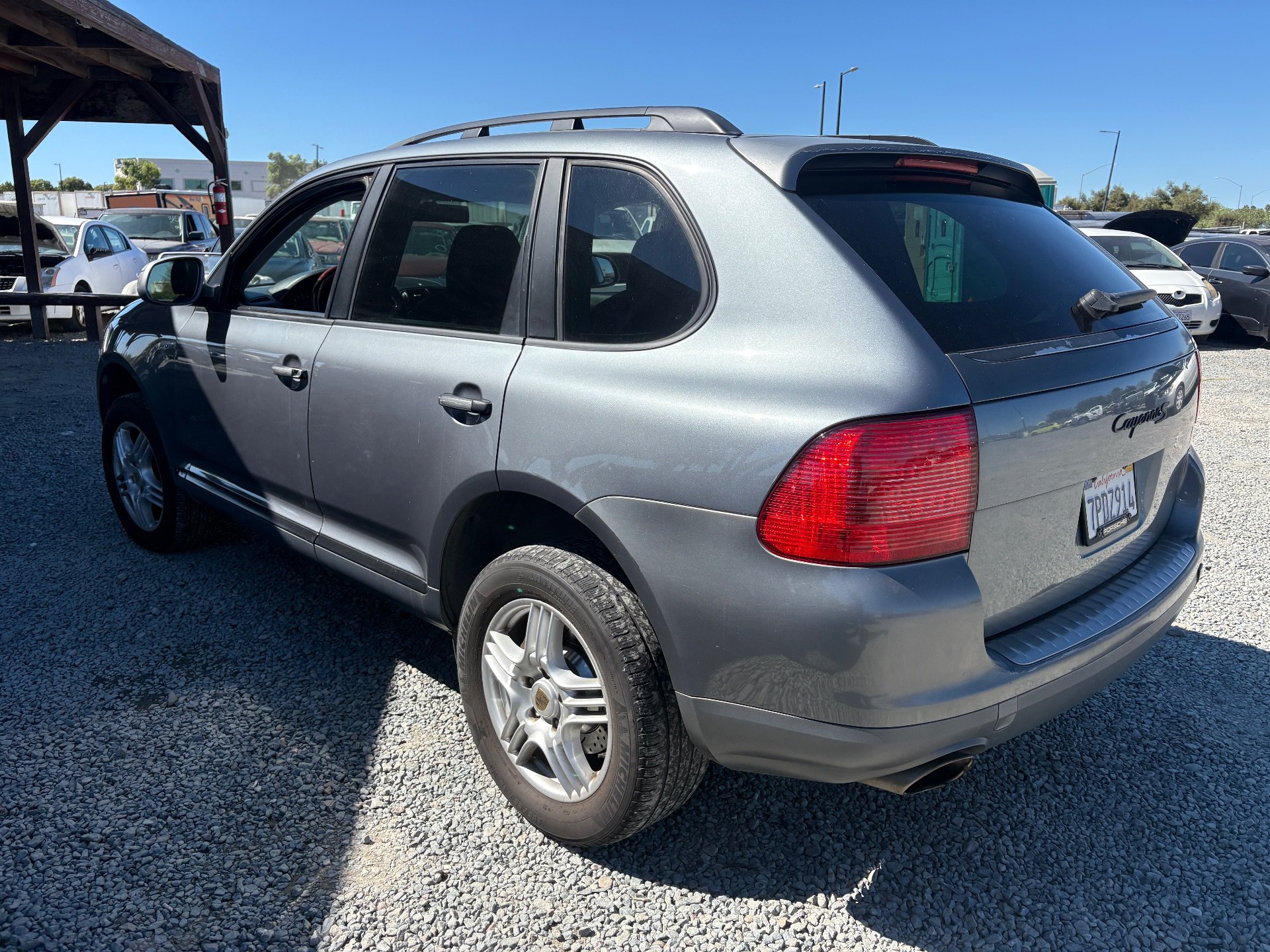 2005 PORSCHE CAYENNE — thumbnail 4