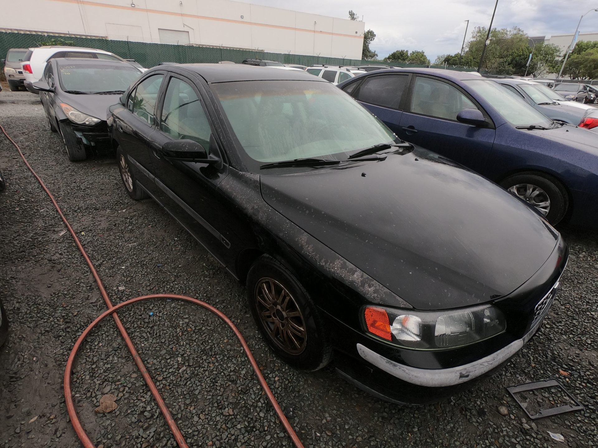2004 VOLVO S60 — photo 1