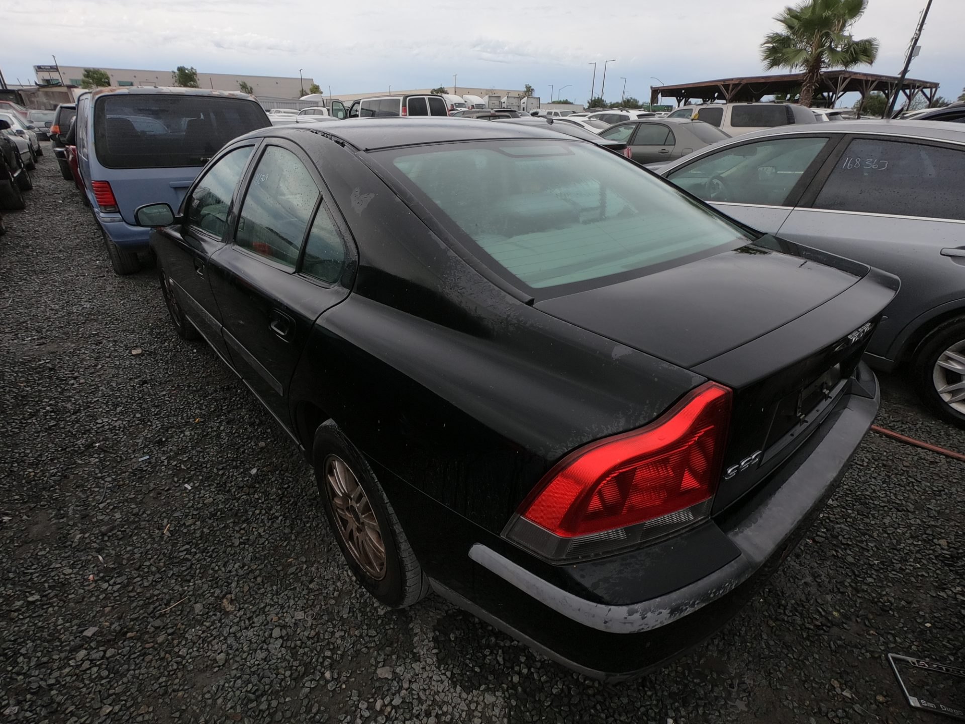 2004 VOLVO S60 — thumbnail 3