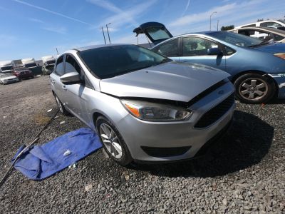 Vehicle: 2017 FORD FOCUS (Lot 310)