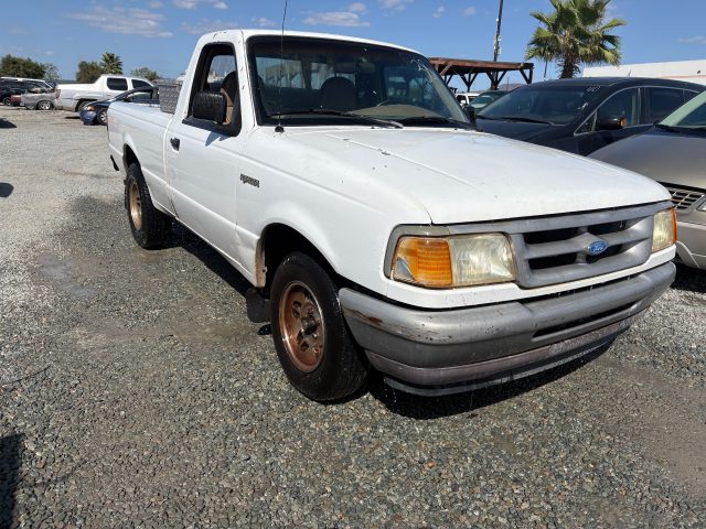 Vehicle: 1997 FORD RANGER (Lot 38)