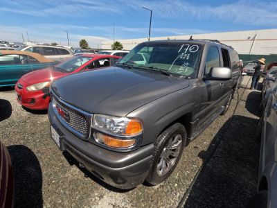 Vehicle: 2006 GMC YUKON XL (Lot 170)