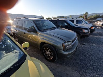 Vehicle: 2003 CHEVY TBLAZER (Lot 120)