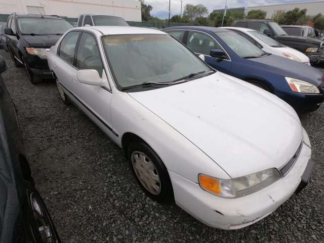 Vehicle: 1997 HONDA ACCORD (Lot 154)