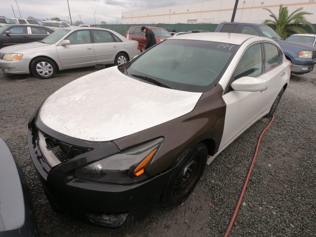 Vehicle: 2013 NISSAN ALTIMA (Lot 144)