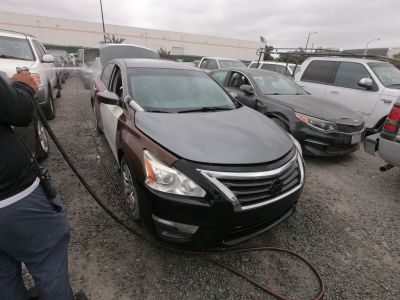 Vehicle: 2014 NISSAN ALTIMA (Lot 118)