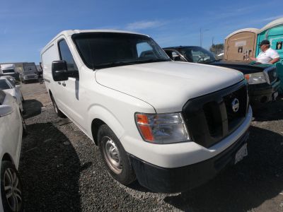 Vehicle: 2014 NISSAN NV (Lot 207)