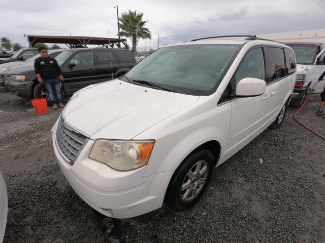 Vehicle: 2008 CHRYSLER T&C (Lot 125)