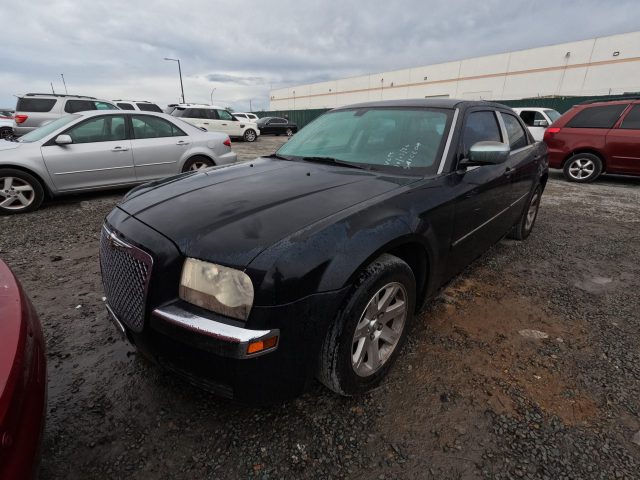 Vehicle: 2007 CHRYSLER 300 (Lot 116)
