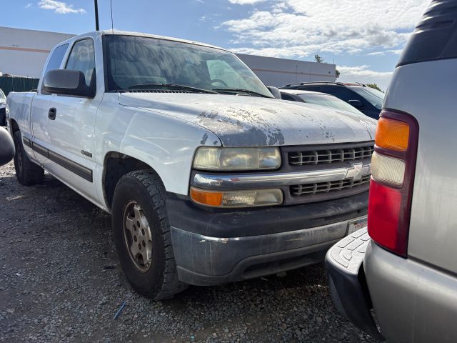 Vehicle: 2002 CHEVY SILVERADO (Lot 115)