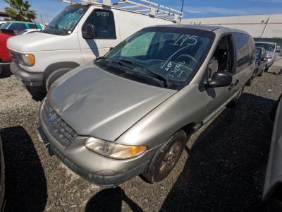 Vehicle: 1996 PLYMOUTH GR VOYAGER (Lot 175)