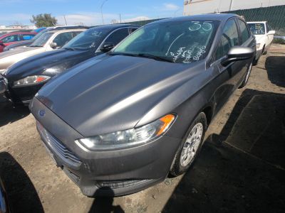 Vehicle: 2014 FORD FUSION (Lot 35)