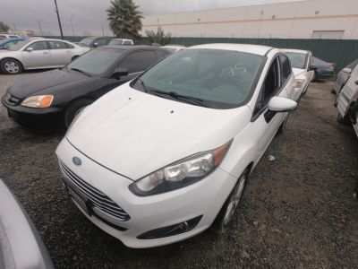 Vehicle: 2014 FORD FIESTA (Lot 75)