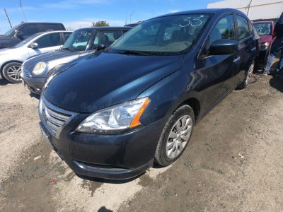 Vehicle: 2014 NISSAN SENTRA (Lot 33)