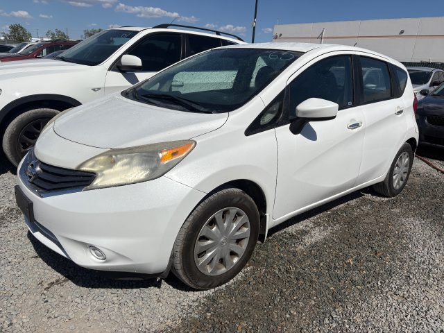 Vehicle: 2015 NISSAN VERSA NOTE (Lot 66)