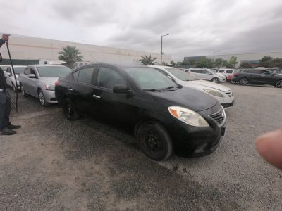 Vehicle: 2014 NISSAN VERSA (Lot 73)