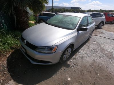 Vehicle: 2011 VOLKS JETTA (Lot 66)