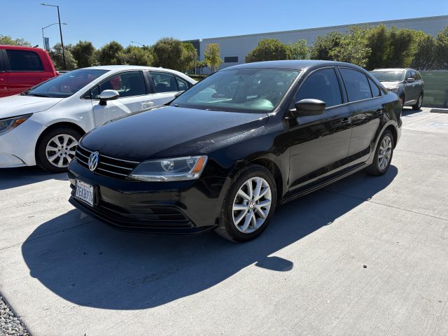 Vehicle: 2015 VOLKS JETTA (Lot 59)