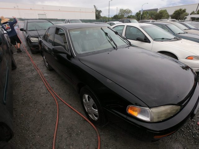 Vehicle: 1996 TOYOTA CAMRY (Lot 146)