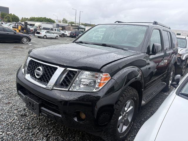 Vehicle: 2012 NISSAN PATHFINDER (Lot 300)