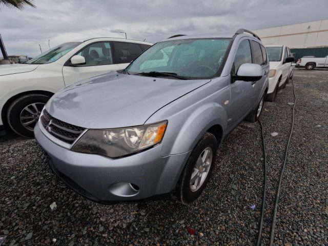 Vehicle: 2007 MITS OUTLANDER (Lot 100)