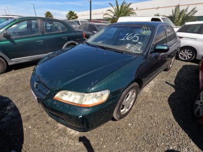 Vehicle: 1999 HONDA ACCORD (Lot 165)