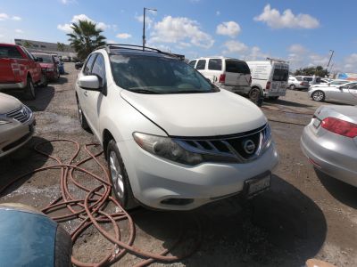Vehicle: 2011 NISSAN MURANO (Lot 68)